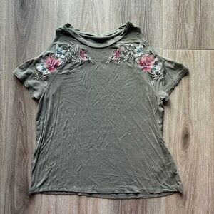 Green floral embroidery open shoulder top